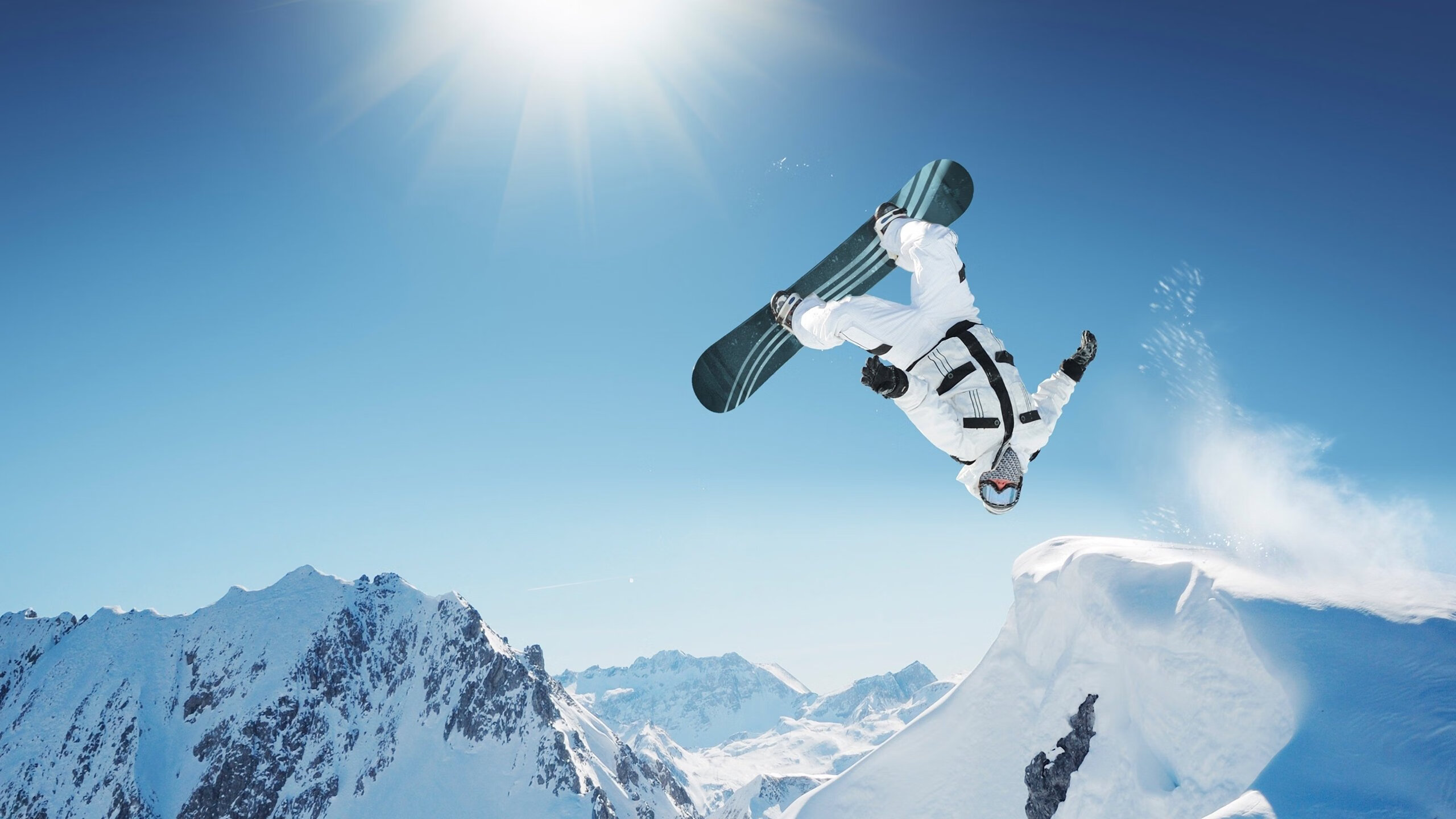 拜仁锋线火力全开,凯恩继续刷新纪录,拜仁战术